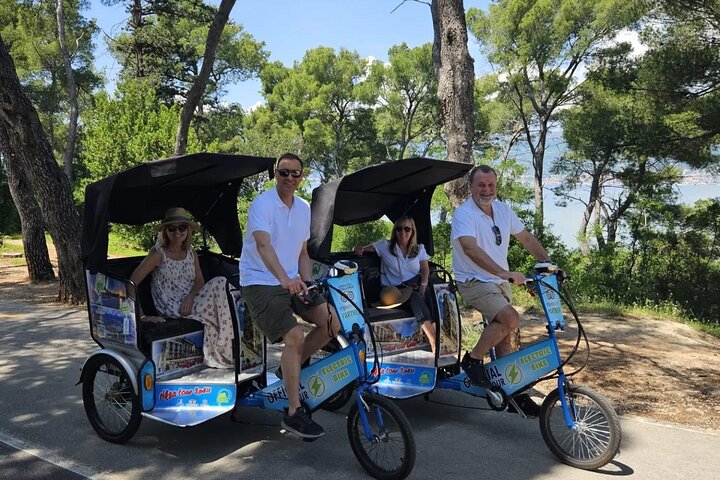 Split Tour in Private Electric Rickshaw - Image 4