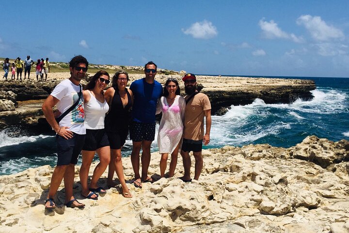 6-Hour Guided Stingray Tour in the East Coast of Antigua - Image 5