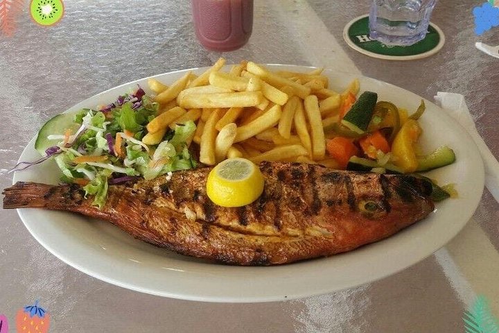 Dickinson bay beach bar - Image 2