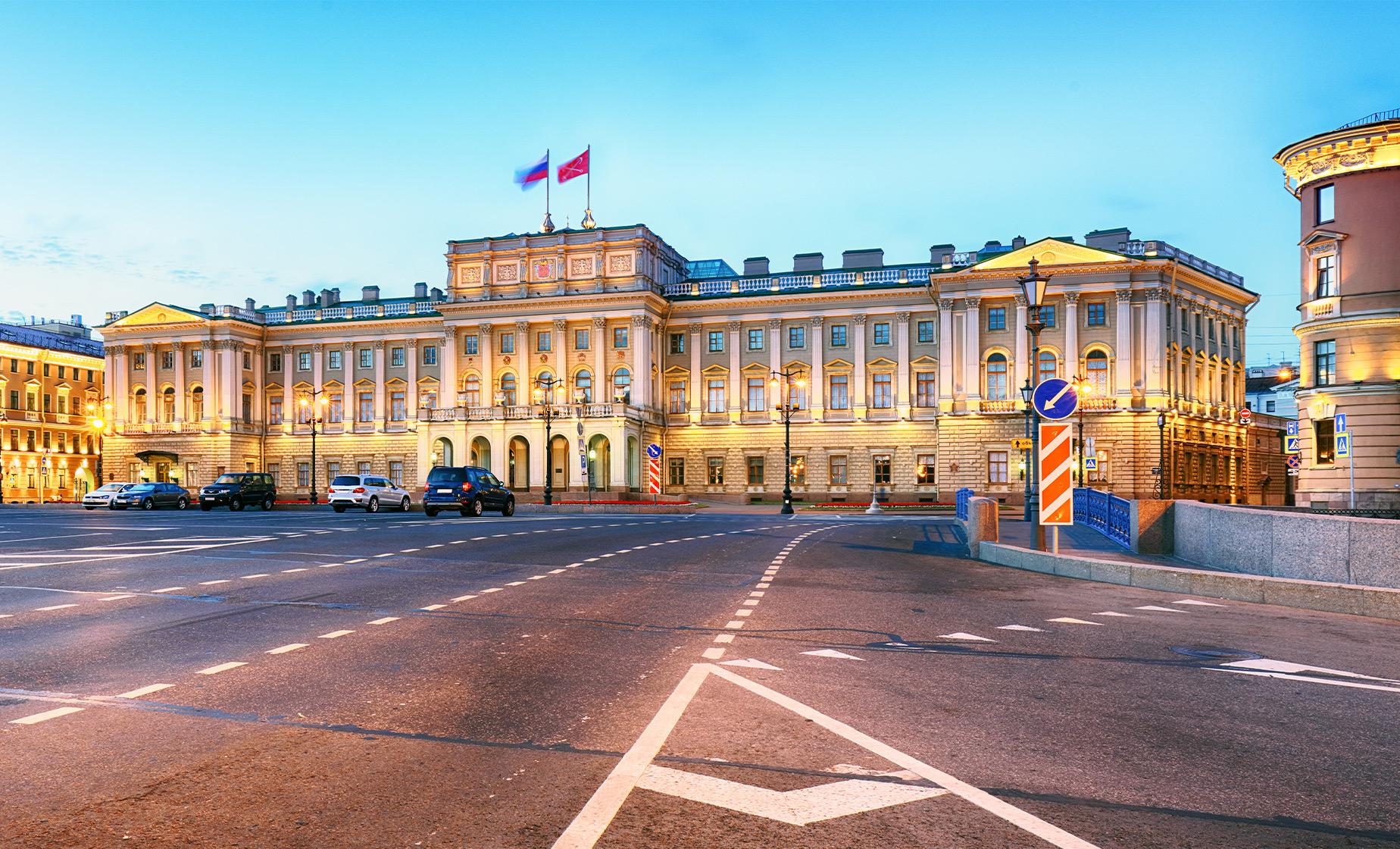 Private Panoramic St. Petersburg (Visas Included) - Image 1