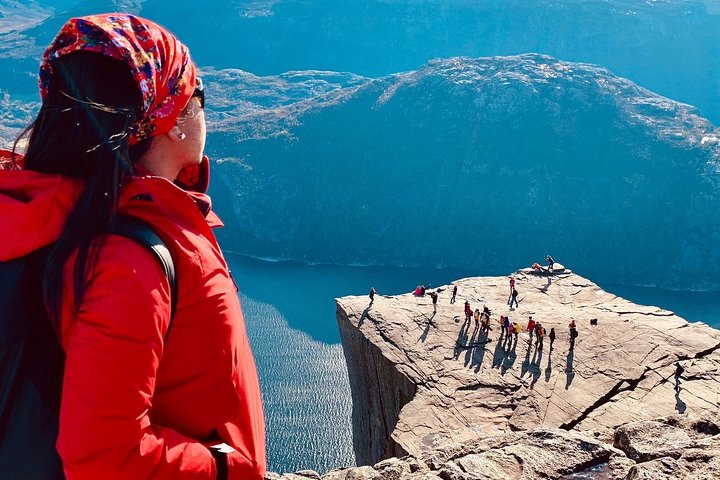 Guided hike to Pulpit Rock Preikestolen - Image 4