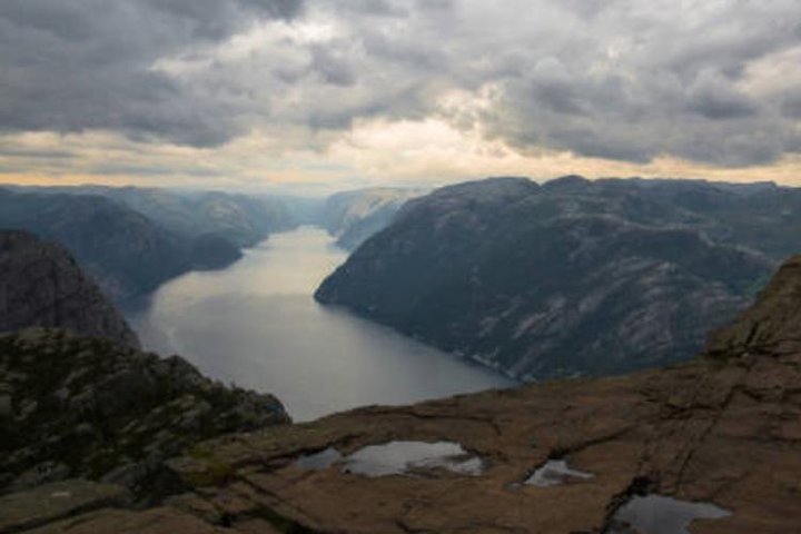 Pulpit Rock Cruise & Hike in Style - Image 2