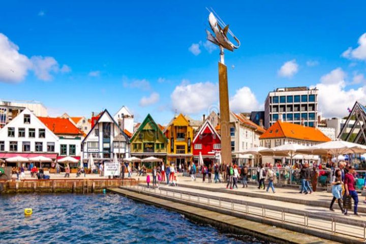Stavanger: Waterfalls, Caves and Rock Tour By Sea - Image 2