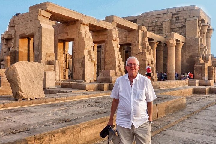 4 Days Tour of Cairo,Alexandria & Luxor with Domestic Flight ( All inclusive ) - Image 1