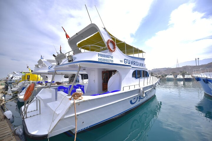 Ain Sokhna Red Sea Day Use Yacht from Cairo - Image 2