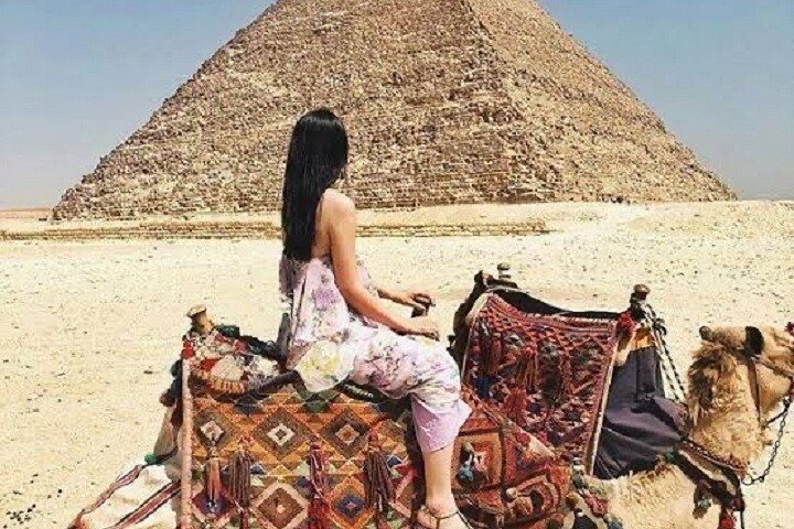  All Inclusive Private Tour to Giza pyramids With Tickets and Camel Ride  - Image 2