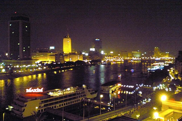Cairo by night - Image 1