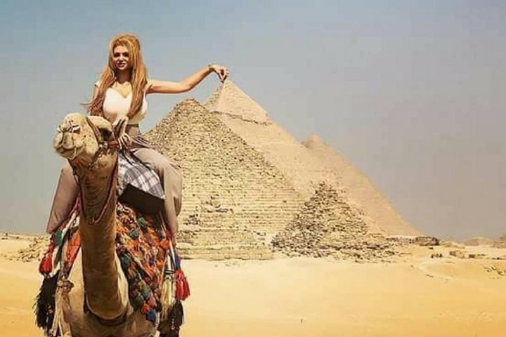 Cairo Stopover Tour to Giza Pyramids Egyptian Museum Citadel & Bazaar - Image 1