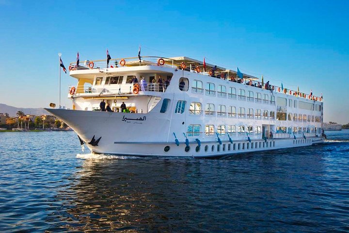 Deluxe 8 days 7 nights on the Nile - Image 2