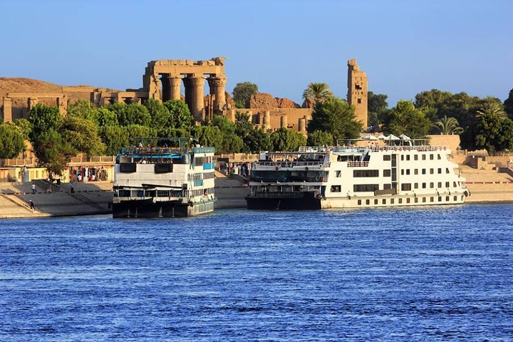 Egypt Culture Tour and Beach Holiday Combined Package 11 Days with Flights Inc - Image 1