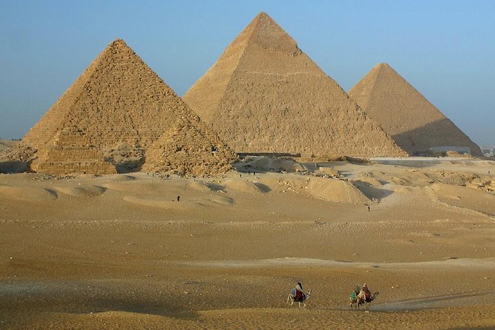 Full-Day Private Sightseeing Tour of Cairo Highlights with Lunch - Image 1