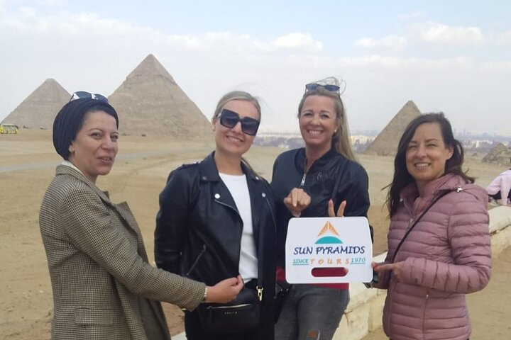 Giza Pyramids & Sphinx From Cairo Airport or Hotels - Private Guided Tour - Image 1