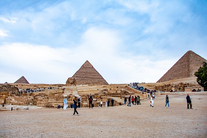 Giza Pyramids, Sphinx, Saqqara, and Memphis Private Day Tour - Image 2