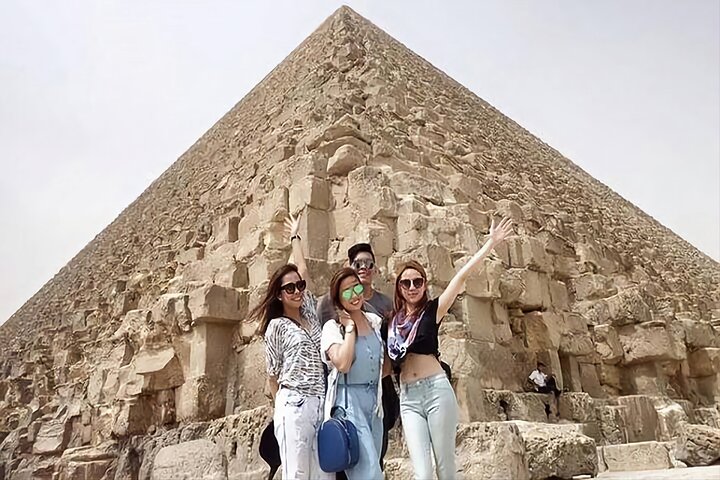 Half-Day Cairo Private Guided Tour to Giza Pyramids &Sphinx included Area ticket - Image 2