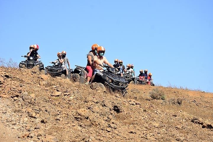Half day tour : Giza pyramids with quad bikes - Image 1
