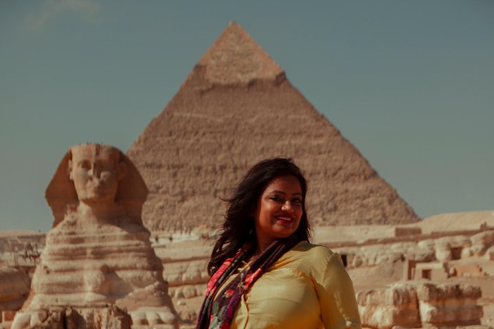 Layover Tour To Giza Pyramids & Egyptian Museum & Old Cairo from Cairo Airport - Image 1