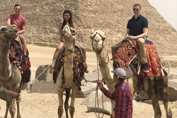 Low- Cost Guiding Tour to Pyramids of Giza & Sphinx - Image 5