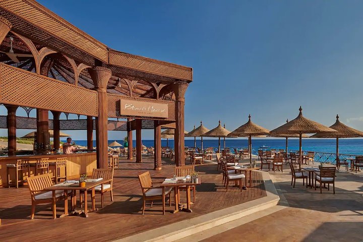 Private 11 Nights Luxury Cairo, The Nile & Red Sea - Image 3