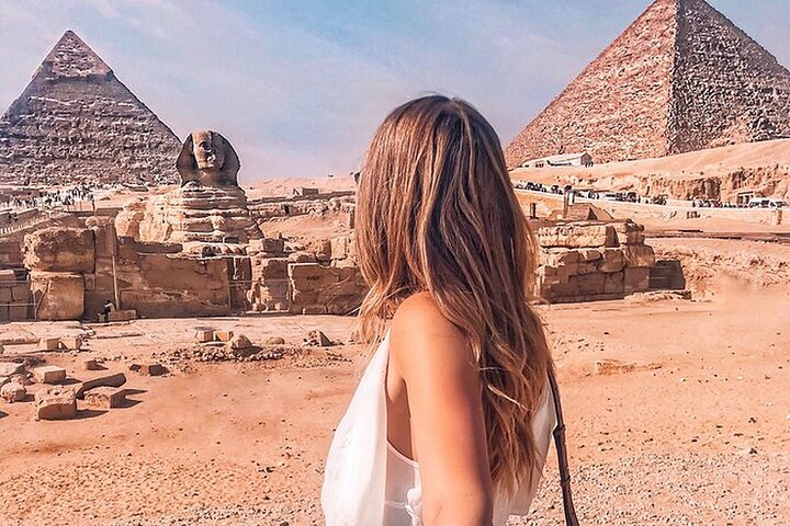 Private Day Tour to Giza Pyramids, Sphinx & Saqqara + Luxury Nile Dinner Cruise - Image 1