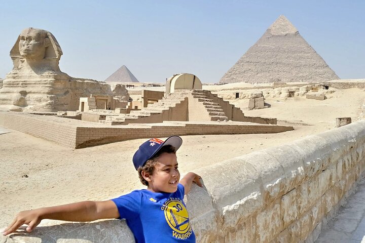 Private Full-Day Tour in Giza Pyramids and Museums from Cairo  - Image 2