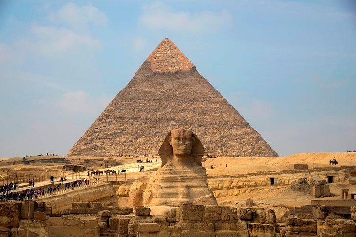 Private Guided Tour to Pyramids, Sphinx & Coptic Cairo + Lunch - Image 3