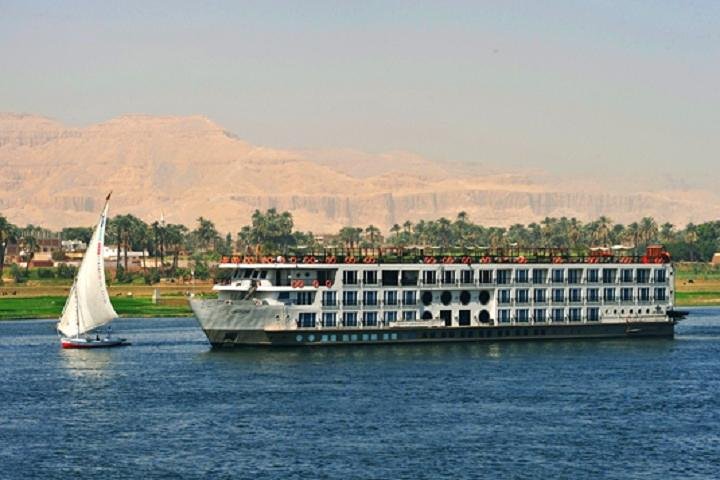 Pyramids The Nile Aswan & Luxor and The Red Sea Hurghada 10 Nights / 11 Days - Image 4