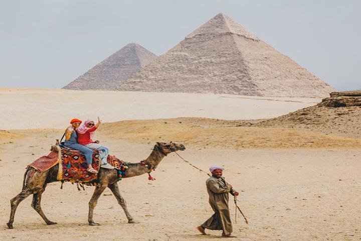 Short Layover Tour to Giza pyramids and sphinx incl camel ride lunch Entrance fees - Image 5