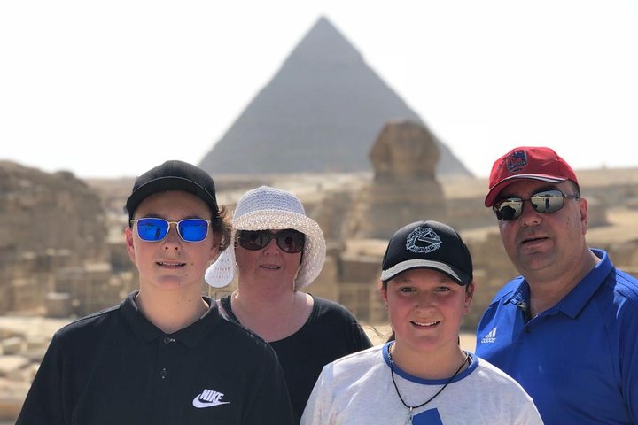 Short Layover Tour to Giza pyramids and sphinx incl camel ride lunch Entrance fees - Image 2