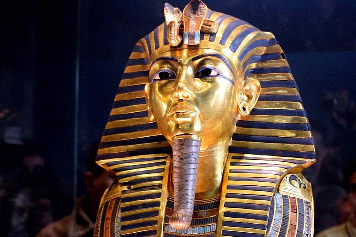 Tour to Giza pyramids & Egyptian museum from Alexandria by car - Image 4