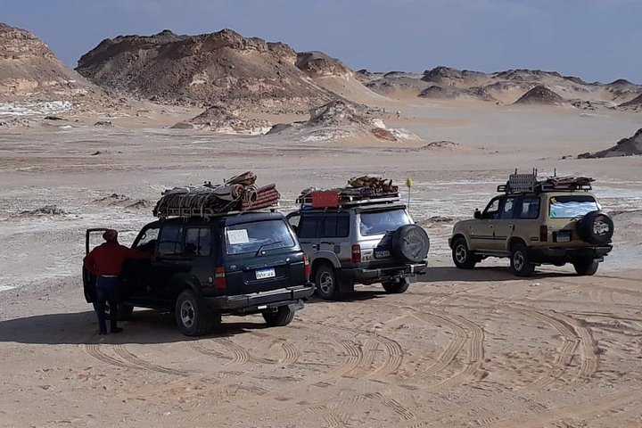 White Desert Safari - Image 4