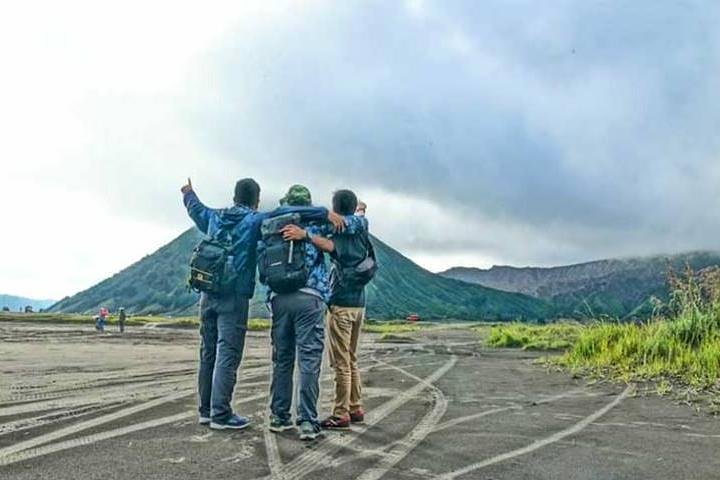Active Volcanoes Bromo and Ijen - Start Surabaya 3 Days and 2 Nights - Image 4