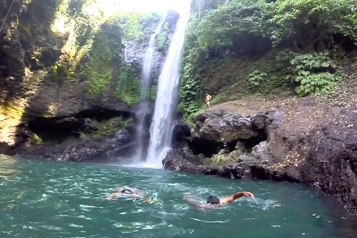 All Inclusive:Jumping Sliding at Aling Aling Waterfall-Ulun Danu Temple - Lunch - Image 2
