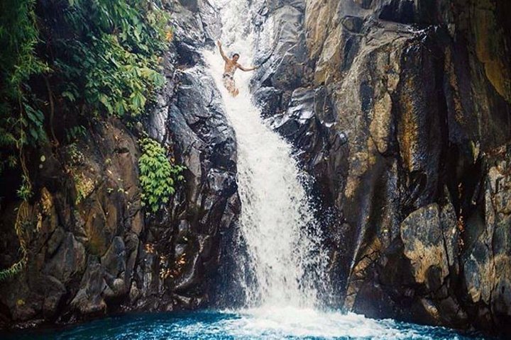 All Inclusive:Jumping Sliding at Aling Aling Waterfall-Ulun Danu Temple - Lunch - Image 4