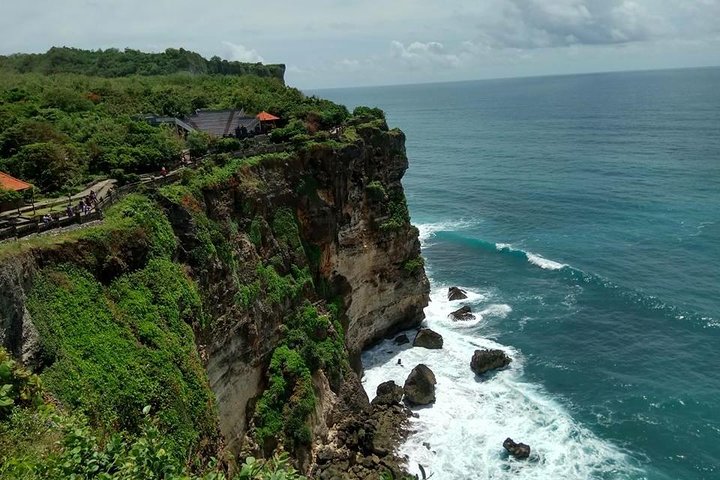  Bali Beaches Hopping - Uluwatu Temple - Image 2