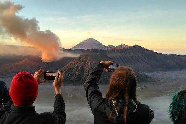 Bromo Sunrise Tour 2 Days 1 Private Tour - Image 1