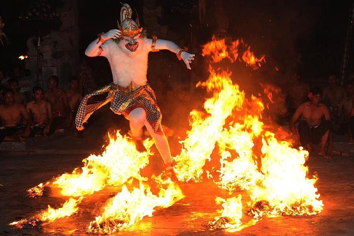 Half Day Watersport Combine With Uluwatu Incredible Sunset And Kecak Fire Dance - Image 3