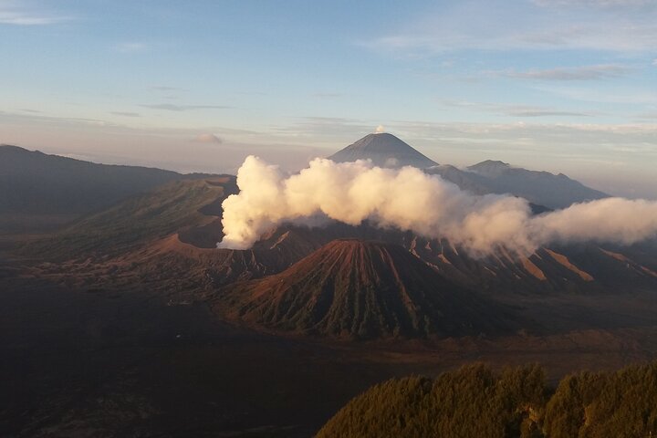 Mt. Bromo Sunrise with Madakaripura Waterfall From Surabaya : Best One Day Tour - Image 4