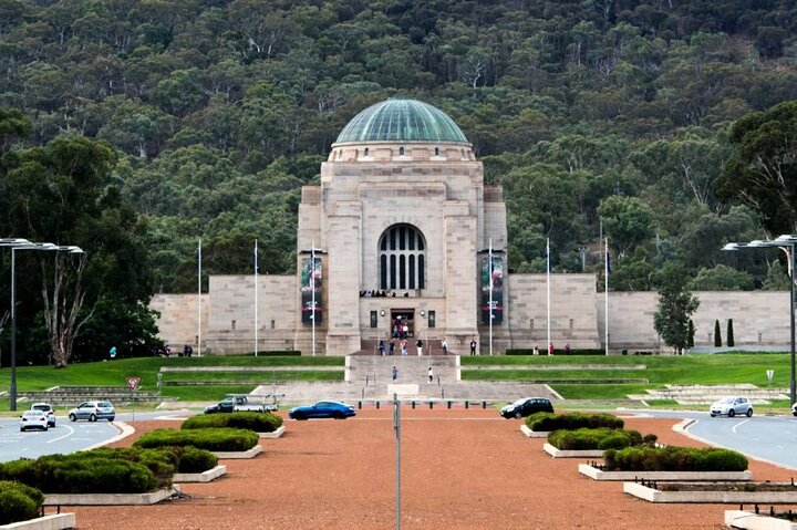 Canberra Private Sightseeing Tours from Sydney - Image 5