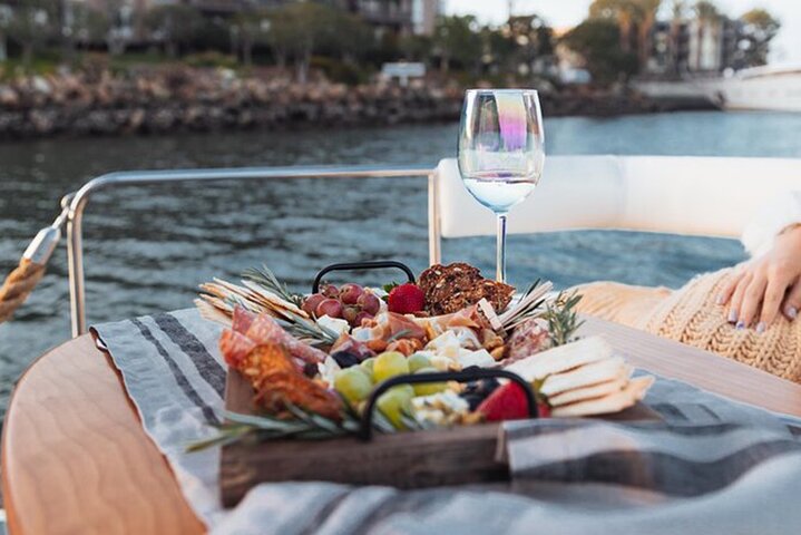 Luxury Boat and Car Tour Around Sydney  - Image 5