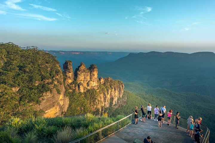 PRIVATE Deluxe Blue Mountains Waterfalls, Bushwalks & Koalas Late Start Tour - Image 1