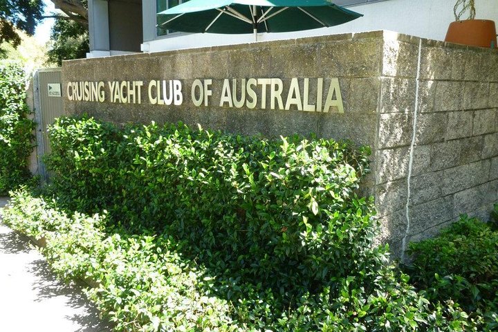 Private Essential Sydney Tour Including Lunch at the Cruising Yacht Club of Australia - Image 5