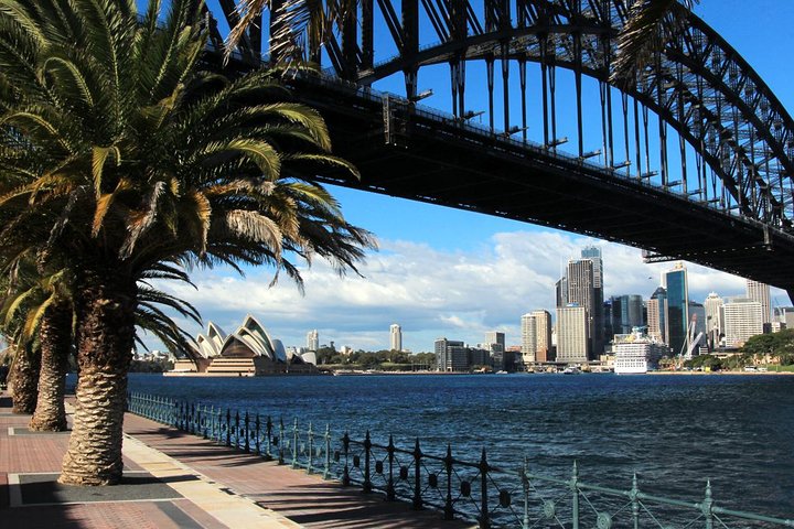 Private Sydney Full Day Tour Including Sydney Opera House, Bondi and Manly - Image 1