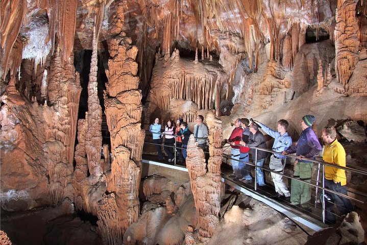 Private Tour: Jenolan Caves & Blue Mountains in a day - Image 1