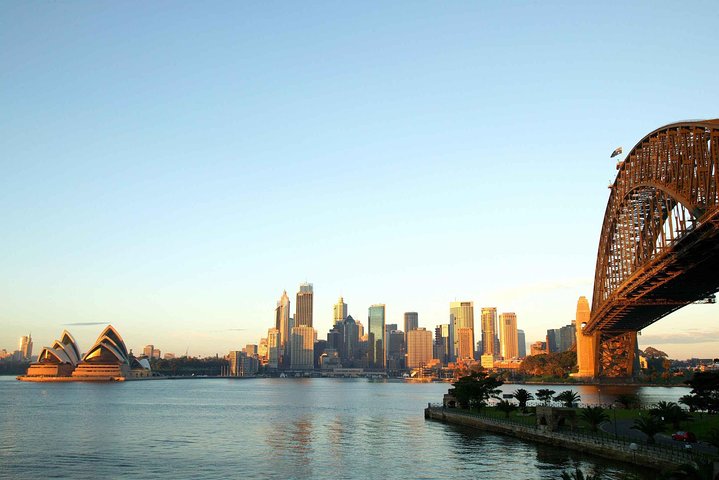 Private Tour: Sydney City Highlights & Hidden Gems - Image 3