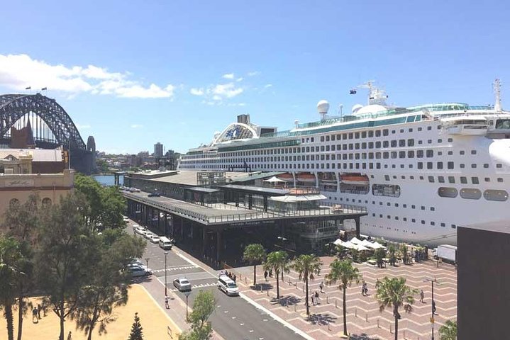 Shuttle Transfer from Cruise Ship Terminal at Circular Quay to Sydney Airport - Image 2