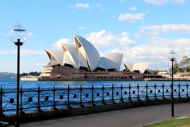 Sydney Half Day Private Tour see the Sydney Opera House and Bondi Beach - Image 5