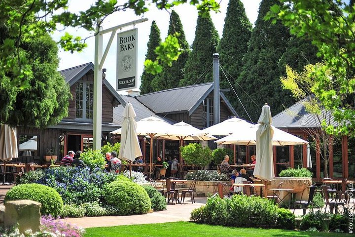 Waves Waterfalls and Wineries Full-Day Southern Highlands Private Tour - Image 3