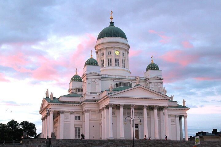 Guided tour to Helsinki from Tallinn by VIP car with return ferry ticket - Image 1