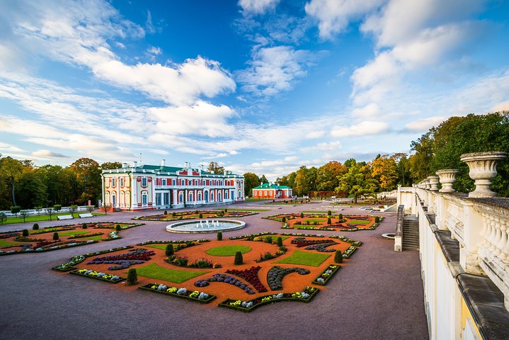 Tallinn Highlights, Local Market Visit and Beer Tasting - Image 5
