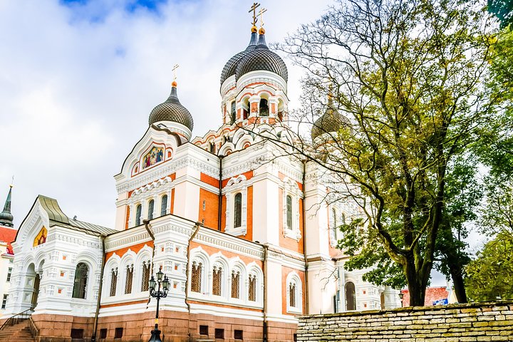 Tallinn Highlights, Local Market Visit and Beer Tasting - Image 4